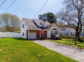 27 Myrtle Rd, Gardner MA 01440