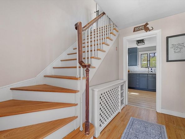 27 Myrtle Rd, Gardner MA 01440
