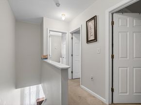 27 Towle Dr 27, Holden MA 01520
