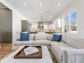 593 Saw Mill Brook Pkwy, Newton MA 02459