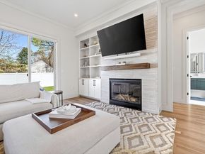 593 Saw Mill Brook Pkwy, Newton MA 02459