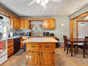 102 Canton St, Fitchburg MA 01420