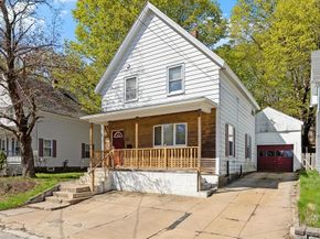 102 Canton St, Fitchburg MA 01420