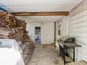 102 Canton St, Fitchburg MA 01420