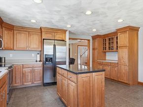 15 Squanto Road, Woburn MA 01801