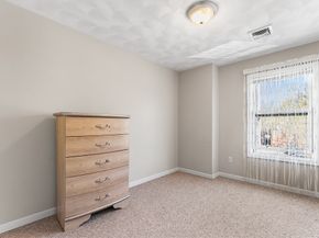 1 Hayward St 1, Ipswich MA 01938