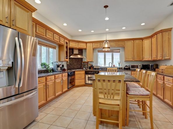 13 Essex St 2, Lynn MA 01902