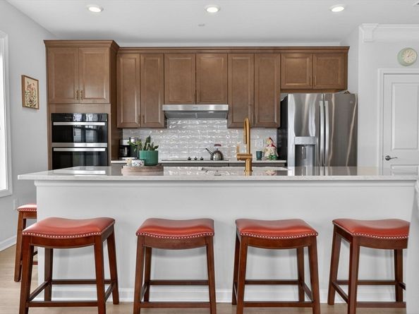 1 Codman Way 312, Westborough MA 01581