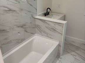 24 Vernon Rd, Medway MA 02053