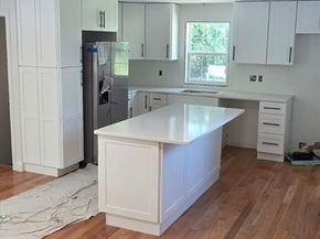 24 Vernon Rd, Medway MA 02053