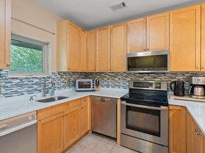 1102 Acorn Dr 1102, North Andover MA 01845