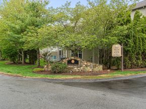 1102 Acorn Dr 1102, North Andover MA 01845