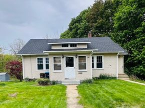 10 Park St, Auburn MA 01501