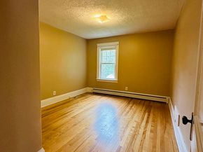 10 Park St, Auburn MA 01501