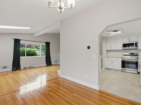 27 Clearview Drive, Framingham MA 01701