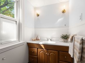 215 Cross St, Belmont MA 02478