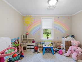 22 Ortins Rd, Hamilton MA 01982