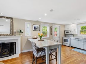 22 Ortins Rd, Hamilton MA 01982