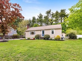 22 Ortins Rd, Hamilton MA 01982