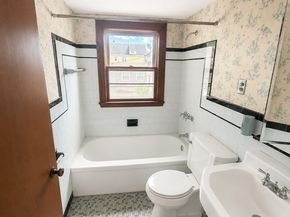 7 Lorette St, Boston MA 02132