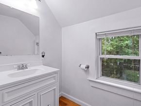 24 Hillside Ave, Braintree MA 02184