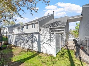 78 Meadow Pond Dr P, Leominster MA 01453