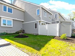 78 Meadow Pond Dr P, Leominster MA 01453