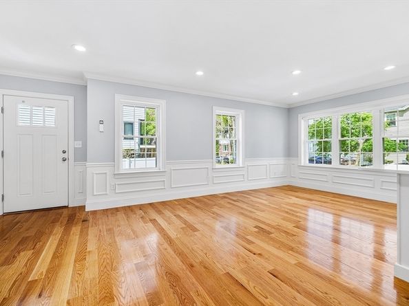 10 Edith St 10, Arlington MA 02474
