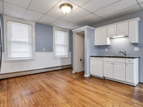56 Ward St 3B, Salem MA 01970