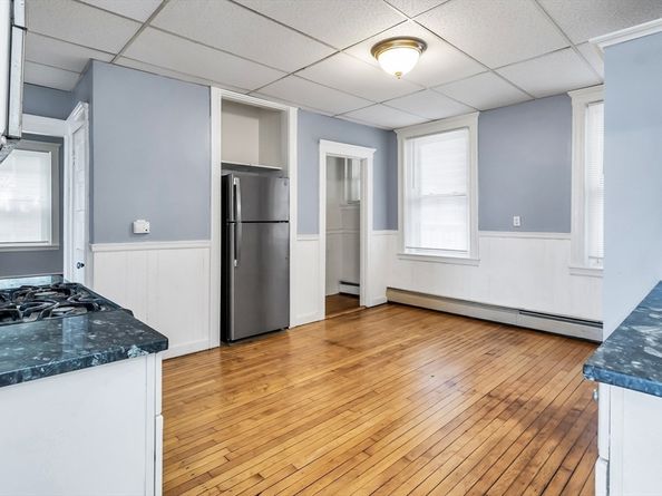56 Ward St 3B, Salem MA 01970