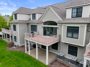 3 Meadows Lane 3, Belmont MA 02478
