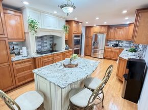 83 Ash St, Spencer MA 01265