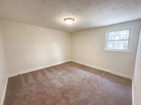 186 Forest St, Bridgewater MA 02324