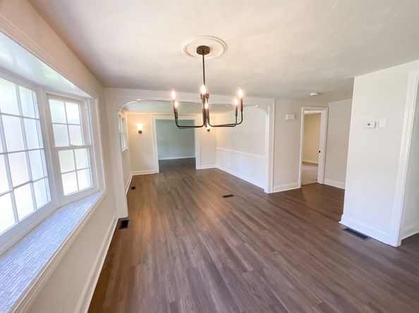 186 Forest St, Bridgewater MA 02324