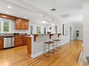 31 Huckleberry Hill Rd, Lincoln MA 01773