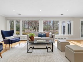 31 Huckleberry Hill Rd, Lincoln MA 01773