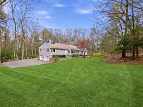 31 Huckleberry Hill Rd, Lincoln MA 01773