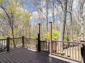 32 Bishops Forest Dr 32, Waltham MA 02452