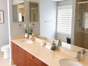 310 Hammond Pond Pkwy 401, Brookline MA 02467