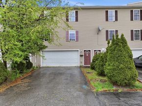 17 Bigelow St, Worcester MA 01610