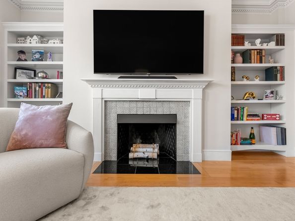 333 Commonwealth Ave 14, Boston MA 02115