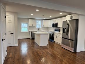 98 Elm St, Blackstone MA 01504