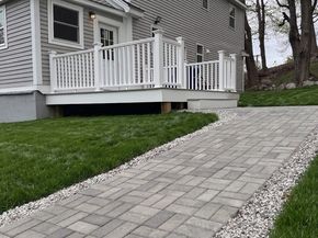 98 Elm St, Blackstone MA 01504