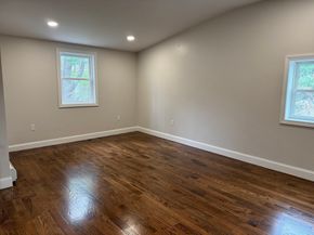 98 Elm St, Blackstone MA 01504