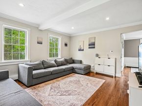 190 Southville Rd, Southborough MA 01772