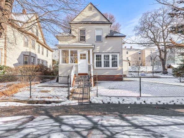 229 Fairmont Ave, Worcester MA 01604
