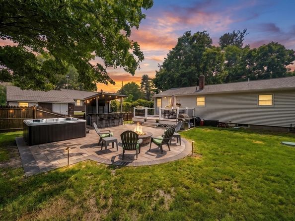 44 Depot Rd, Oxford MA 01540