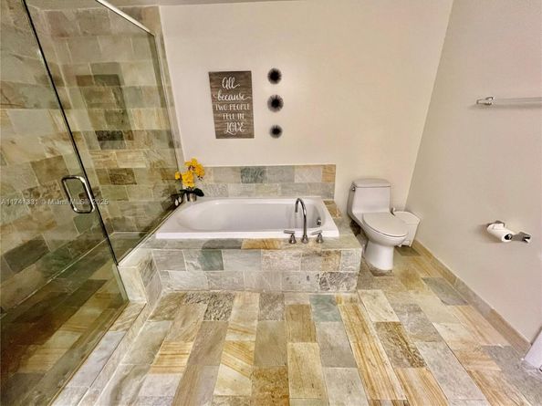 2681 N Flamingo Rd 605S, Sunrise FL 33323