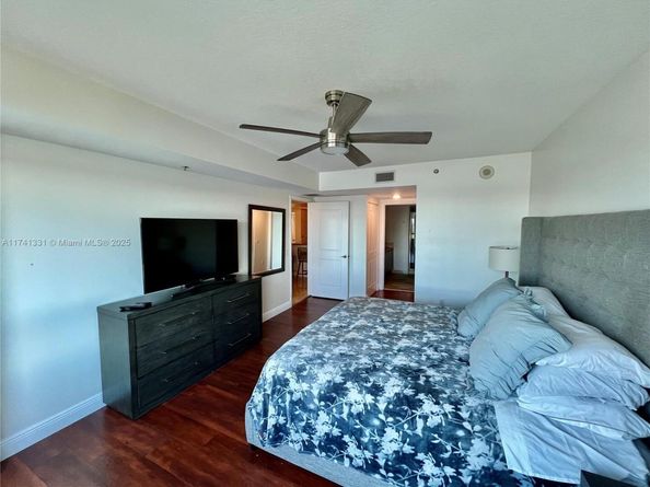 2681 N Flamingo Rd 605S, Sunrise FL 33323