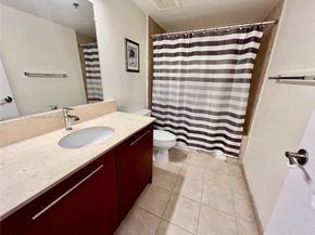 2681 N Flamingo Rd 605S, Sunrise FL 33323
